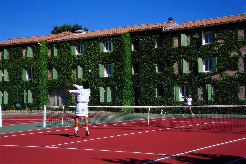 Logis Hotel Restaurant Uzes Pont Du Gard Екстериор снимка